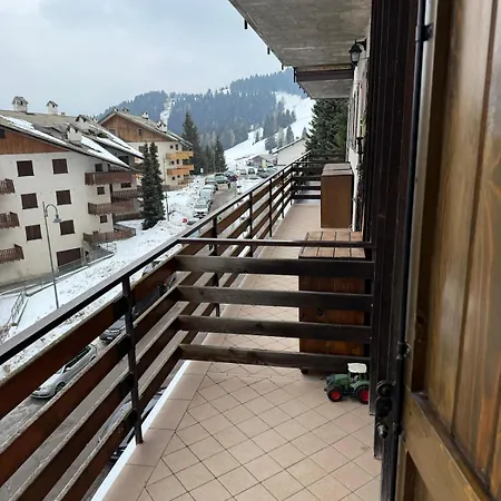 Pora 6 Sulle Piste Da Sci - Box Privato Castione della Presolana